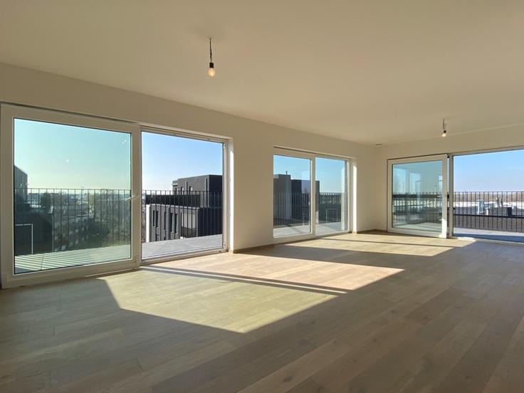 Woonrenovatie in Aartselaar — Lichtrijk wooninterieur